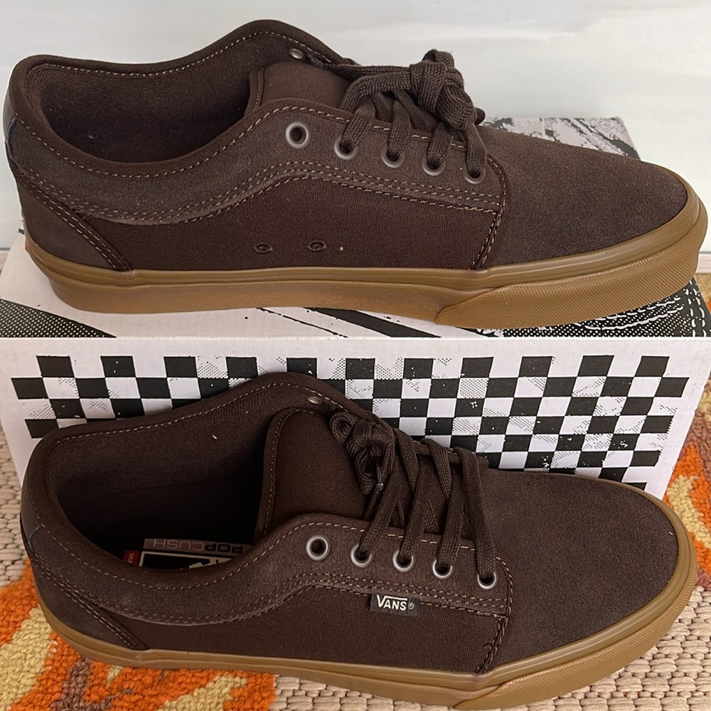 Vans Men’s Skate Chukka Low
Dark Brown/Gum
VN0A4BX4BF3
Sneakers - Picture 3 of 16